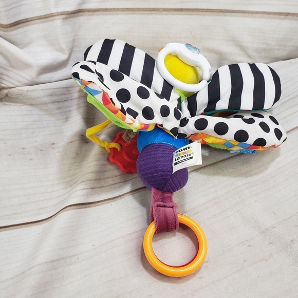 Lamaze Fifi Firefly Sensory Developmental Clip On Toy Rainbow 7 Inch - Picture 7 of 12